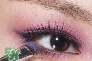 ��ɫ�����ʺ�ʲô�ں죿��ɫ����ں����